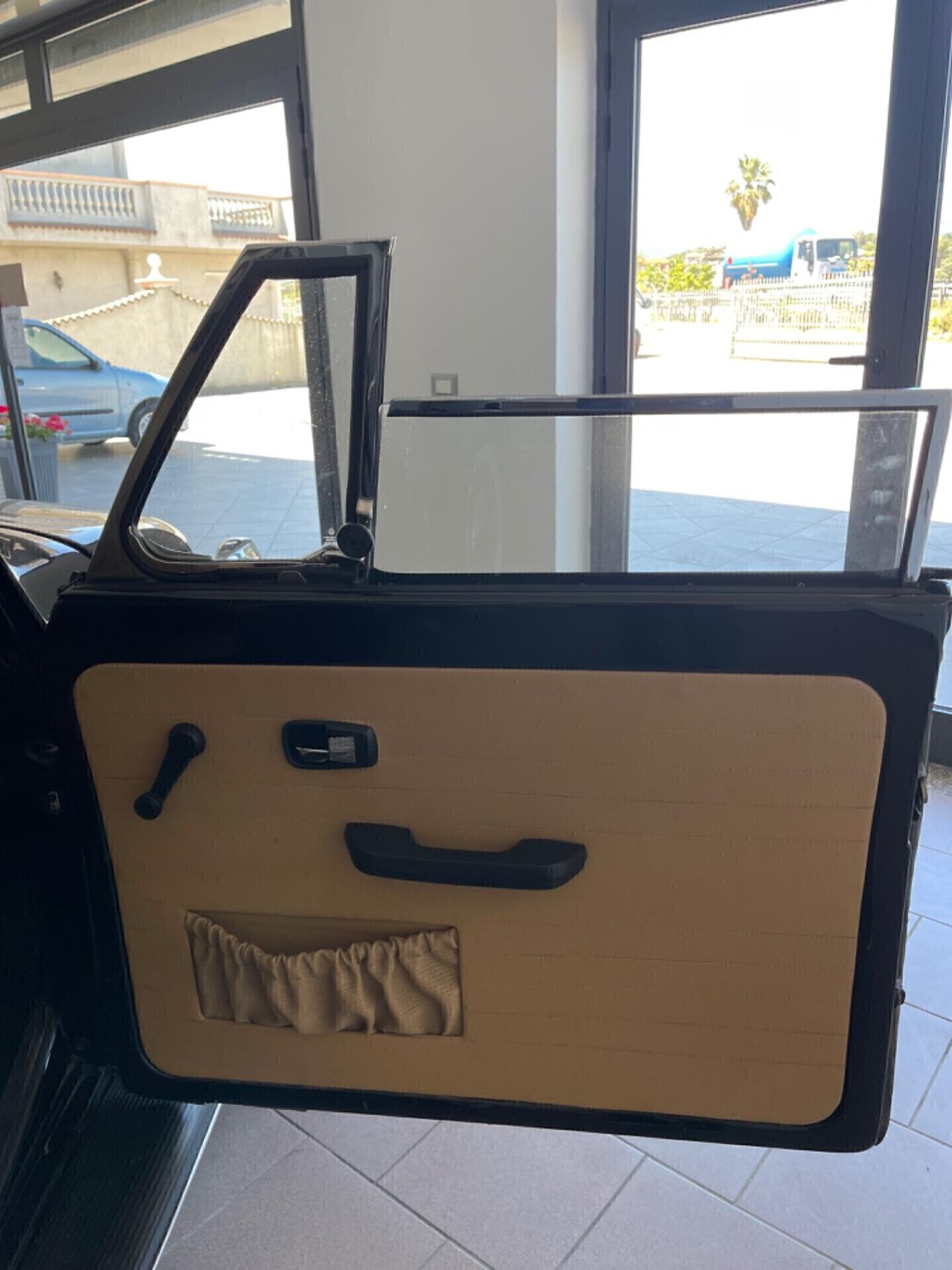 Volkswagen Maggiolino Maggiolone Karmann