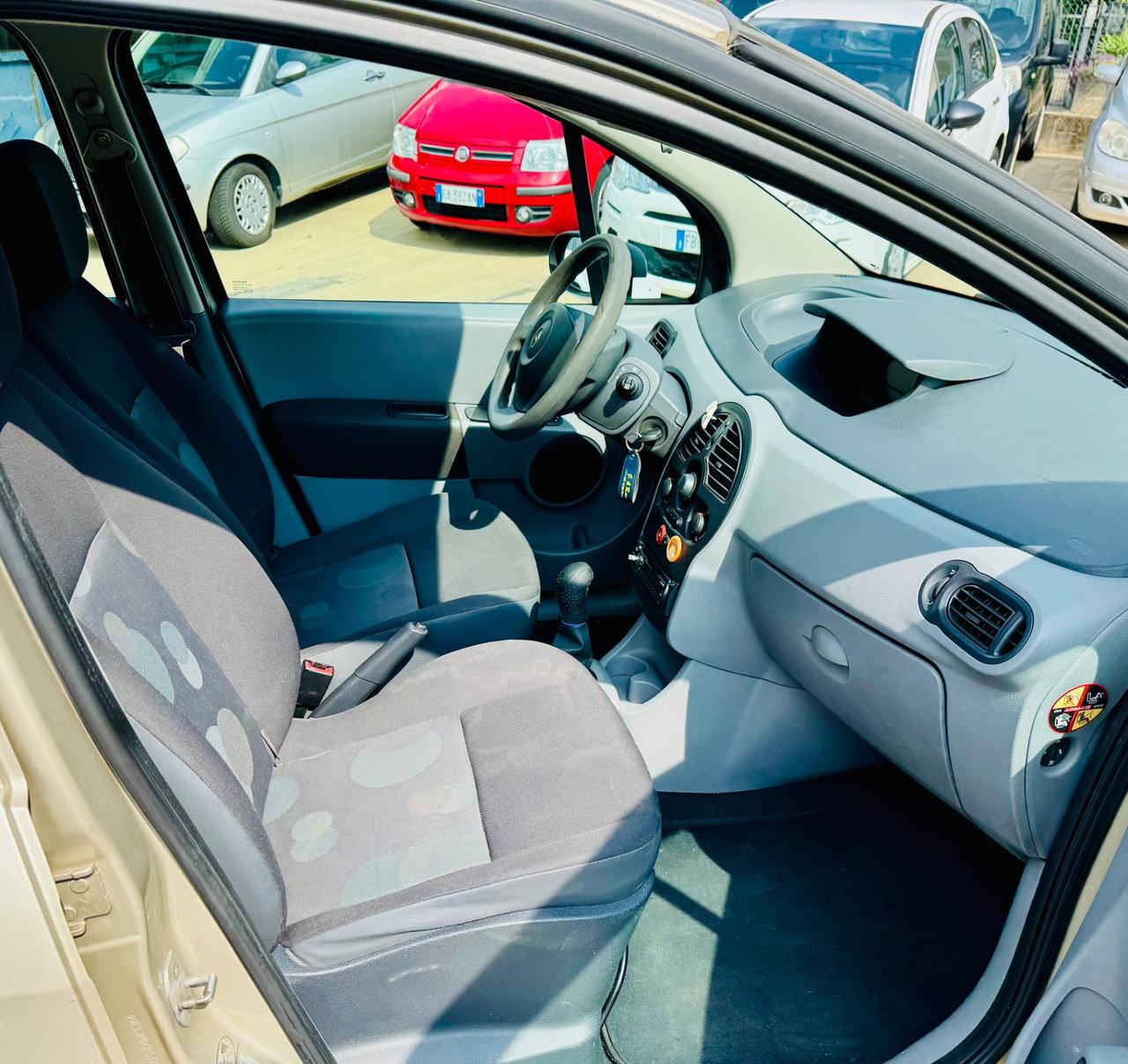 Renault Modus 1.2 16V Luxe 55kw