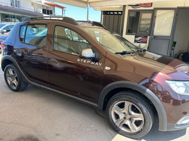 Dacia Sandero 0.9 TCe 12V TurboGPL 90CV Start&Stop Lauréate