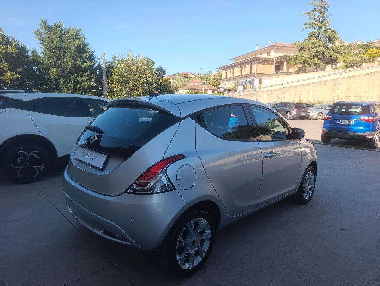 Lancia Ypsilon 1.2 Gold Gpl 69cv