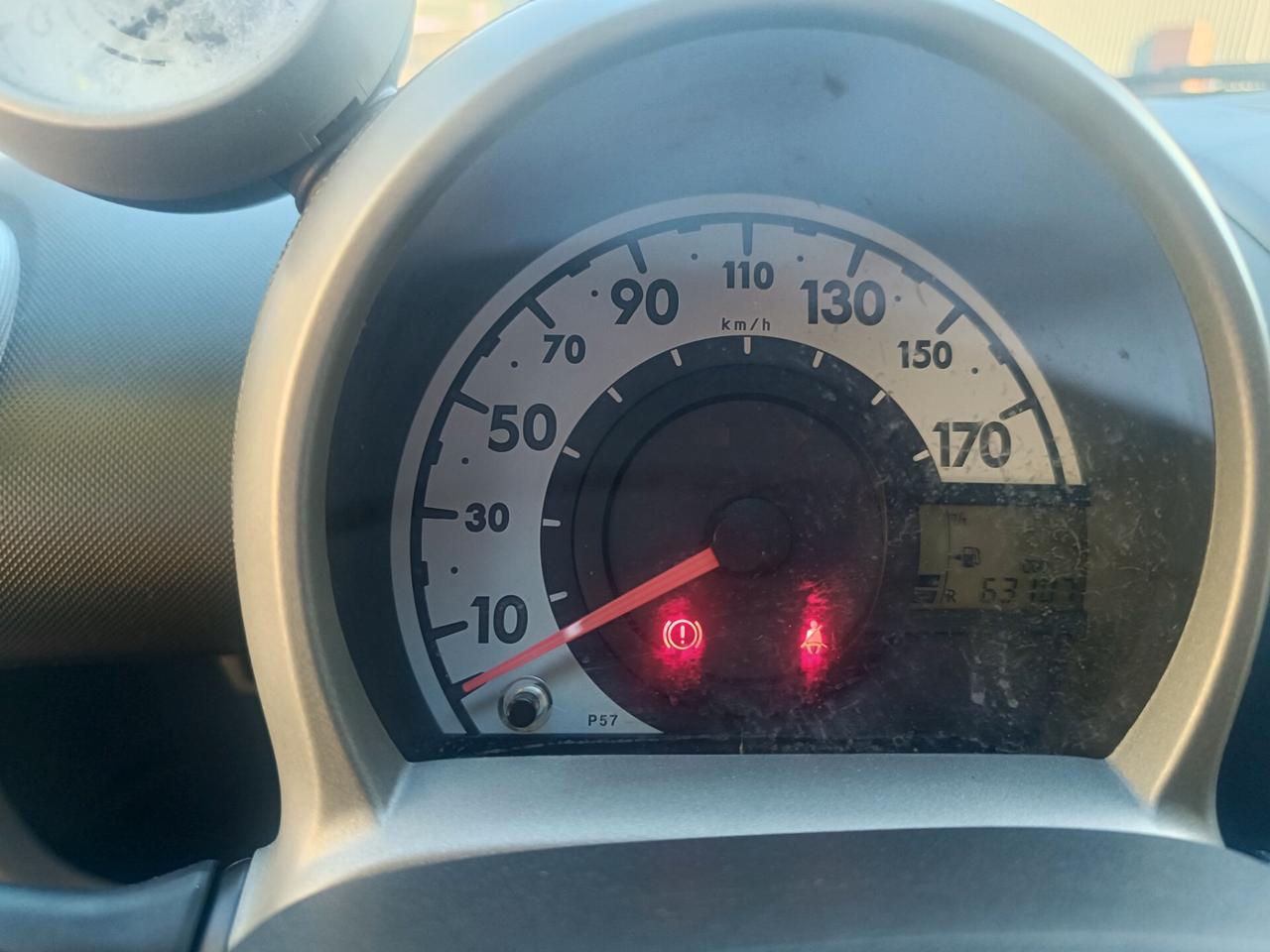 Peugeot 107 1.0 5 porte del 2011 SOLO 63.000 KM