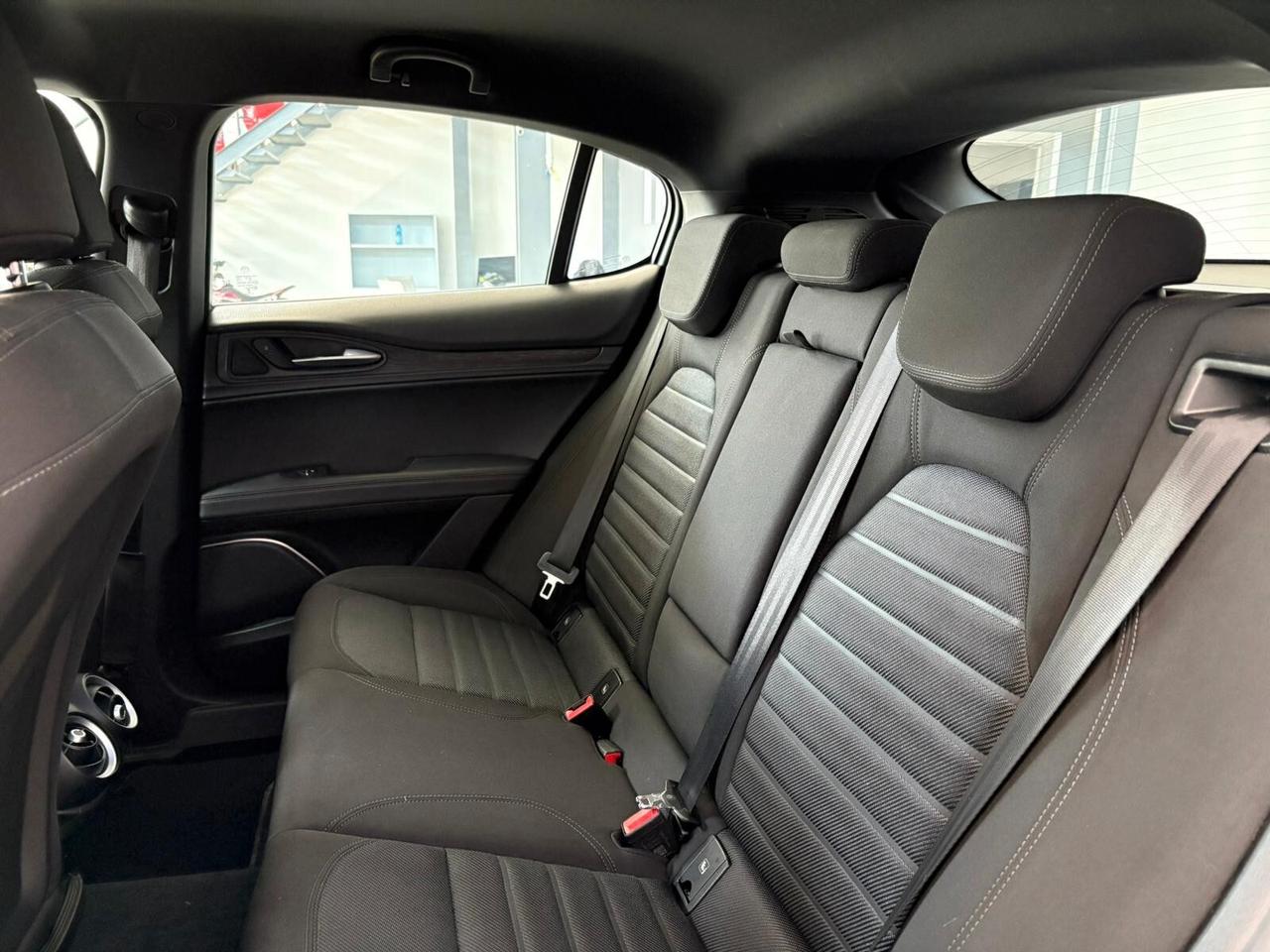 Alfa Romeo Stelvio 2.2 Turbodiesel 190 CV AT8 Q4 Business