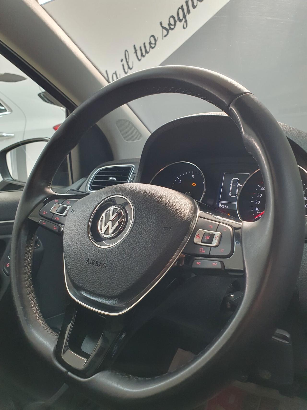 Volkswagen Polo 1.4 TDI 75cv Comfortline 2015