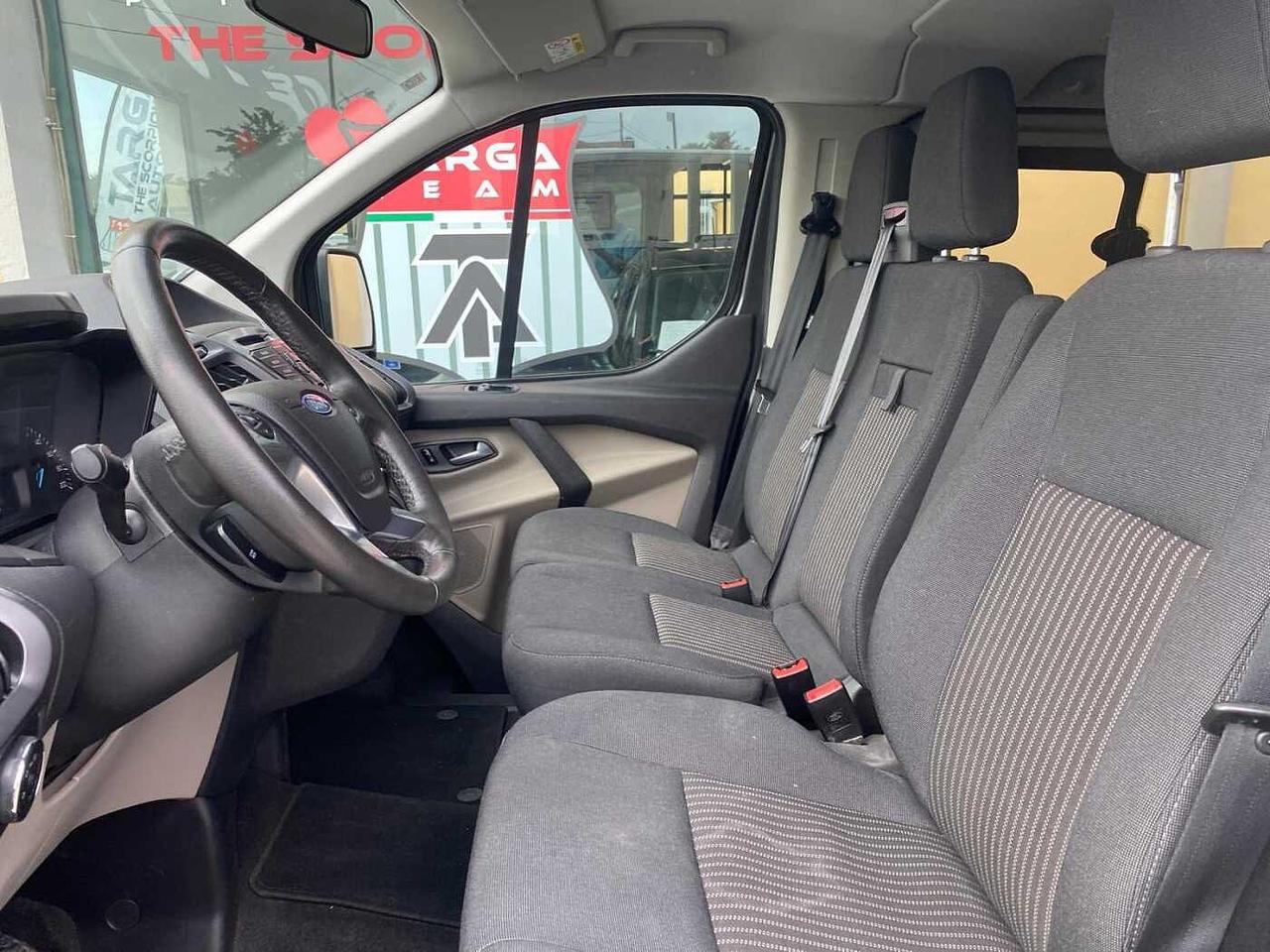 Ford Tourneo Custom 310 2.0 TDCi 130CV aut. PC Trend