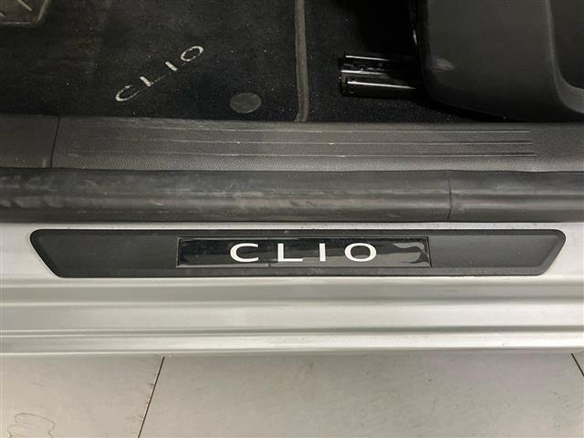 RENAULT Clio 5 Porte 1.6 E-Tech full hybrid 145cv Techno A
