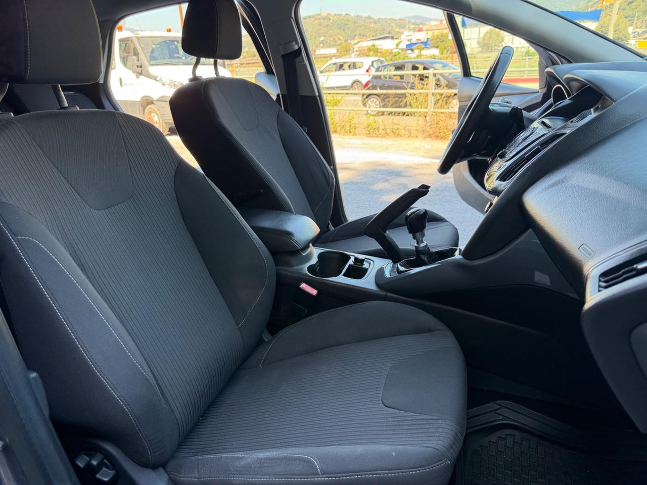 Ford Focus 1.6 TDCi 115 CV Titanium - 2012 gancio traino