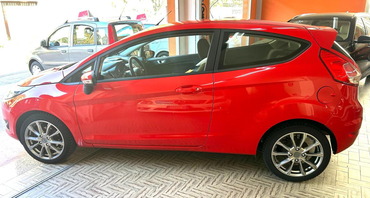 FORD Fiesta Van MCA 1.5 75cv tdci Entry E6