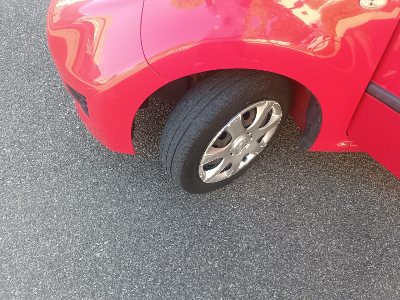 Peugeot 107 1.0 5 porte del 2011 SOLO 63.000 KM