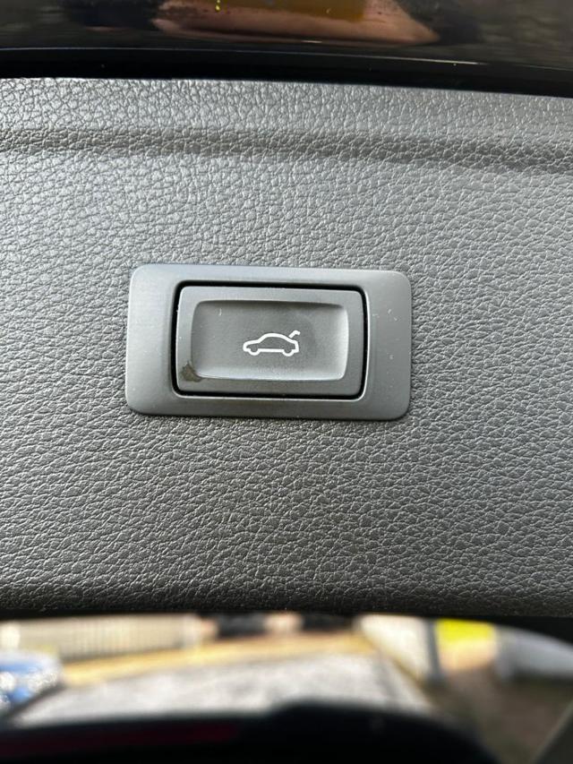 AUDI Q5 40 TDI 204 CV quattro S line plus FARI MATRIX