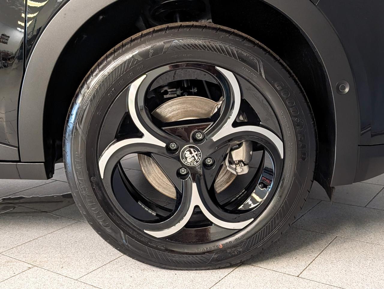 ALFA ROMEO JUNIOR 1.2 HYBRID 136 CV SPECIALE KM0