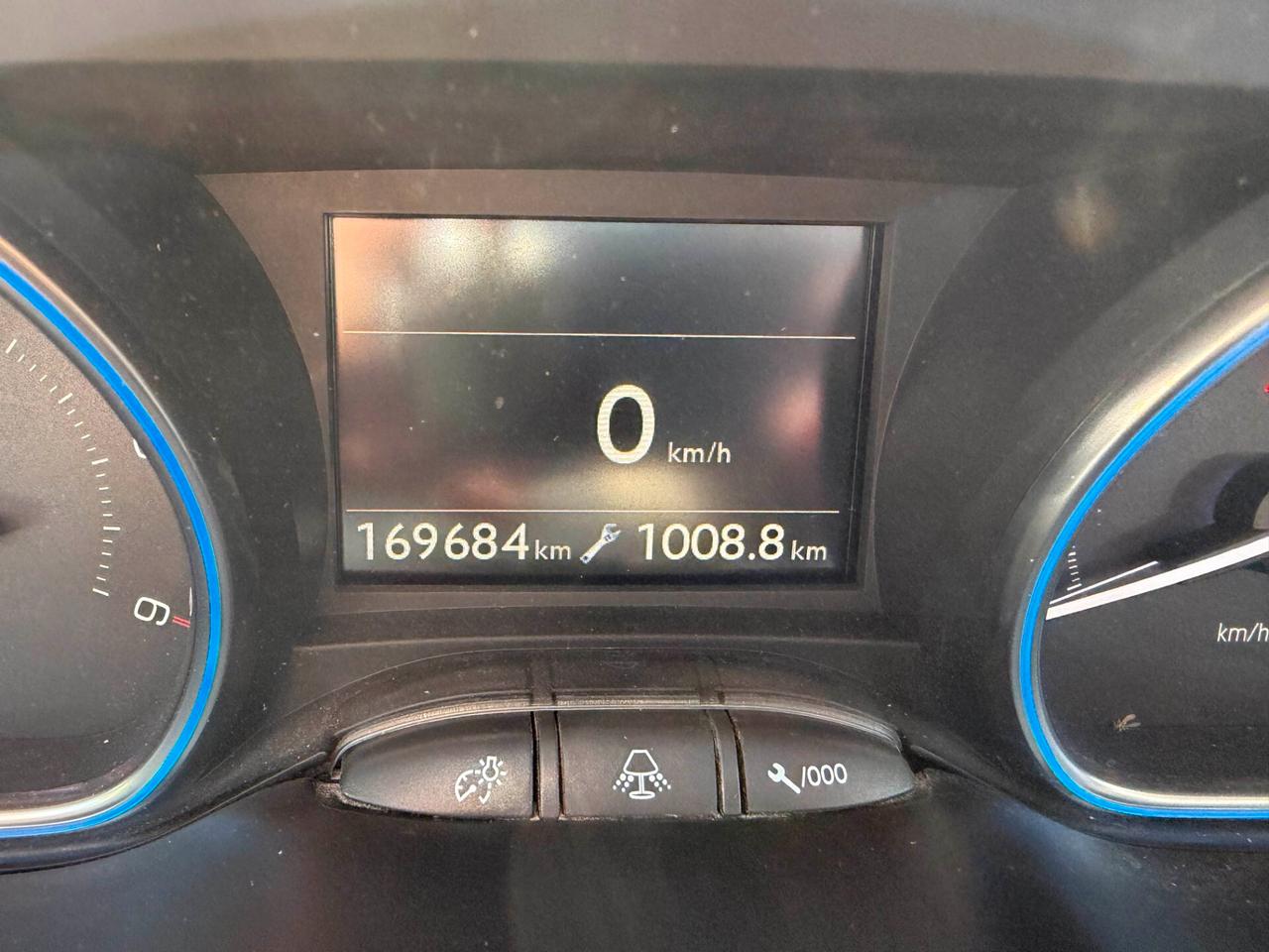 Peugeot 2008 BlueHDi 100 Allure