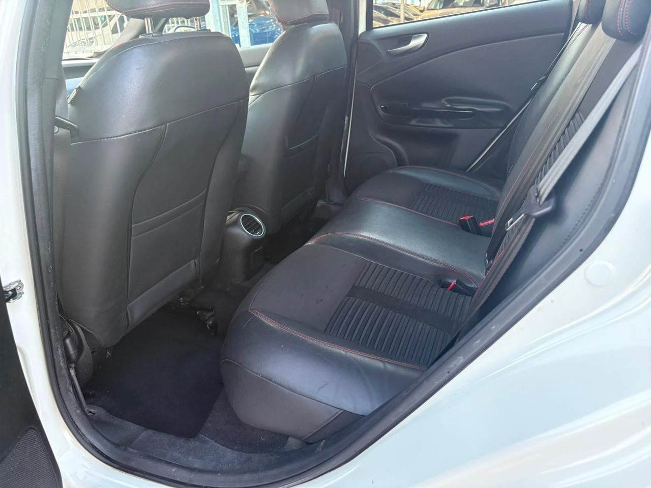 Alfa Romeo Giulietta 2.0 JTDm Sport 2011
