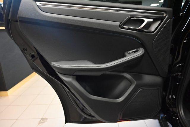 PORSCHE Macan T 2.0PDK 265CV TET.20"PASM CHRONO CAM RADAR GANCIO