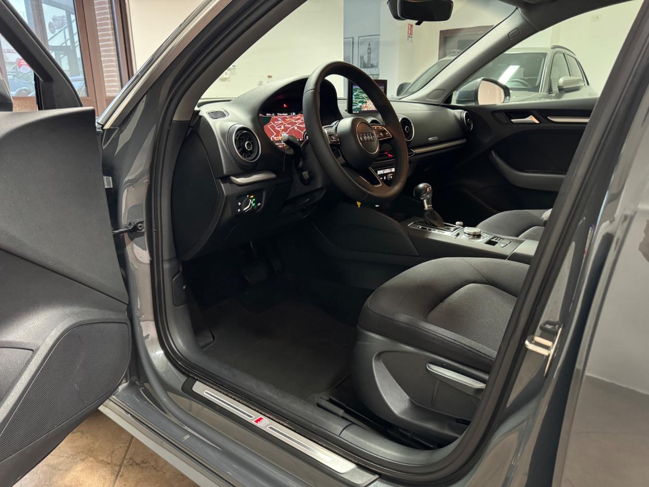 Audi A3 SPB 35 TDI S tronic S-LINE