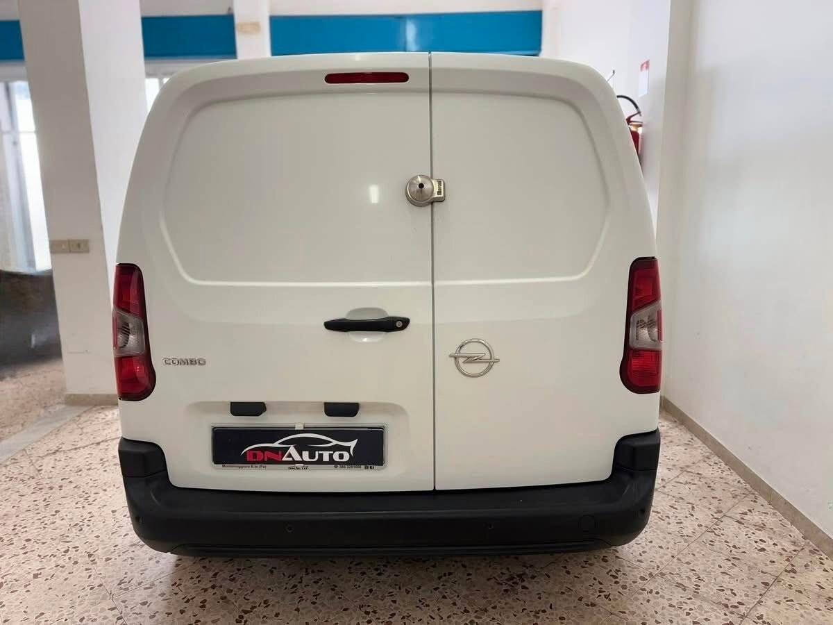 Opel Combo Cargo 1.5 Diesel S&S PC 650kg Edition