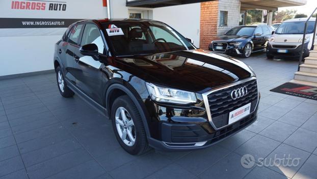 AUDI Q2 30 TDI S tronic Business