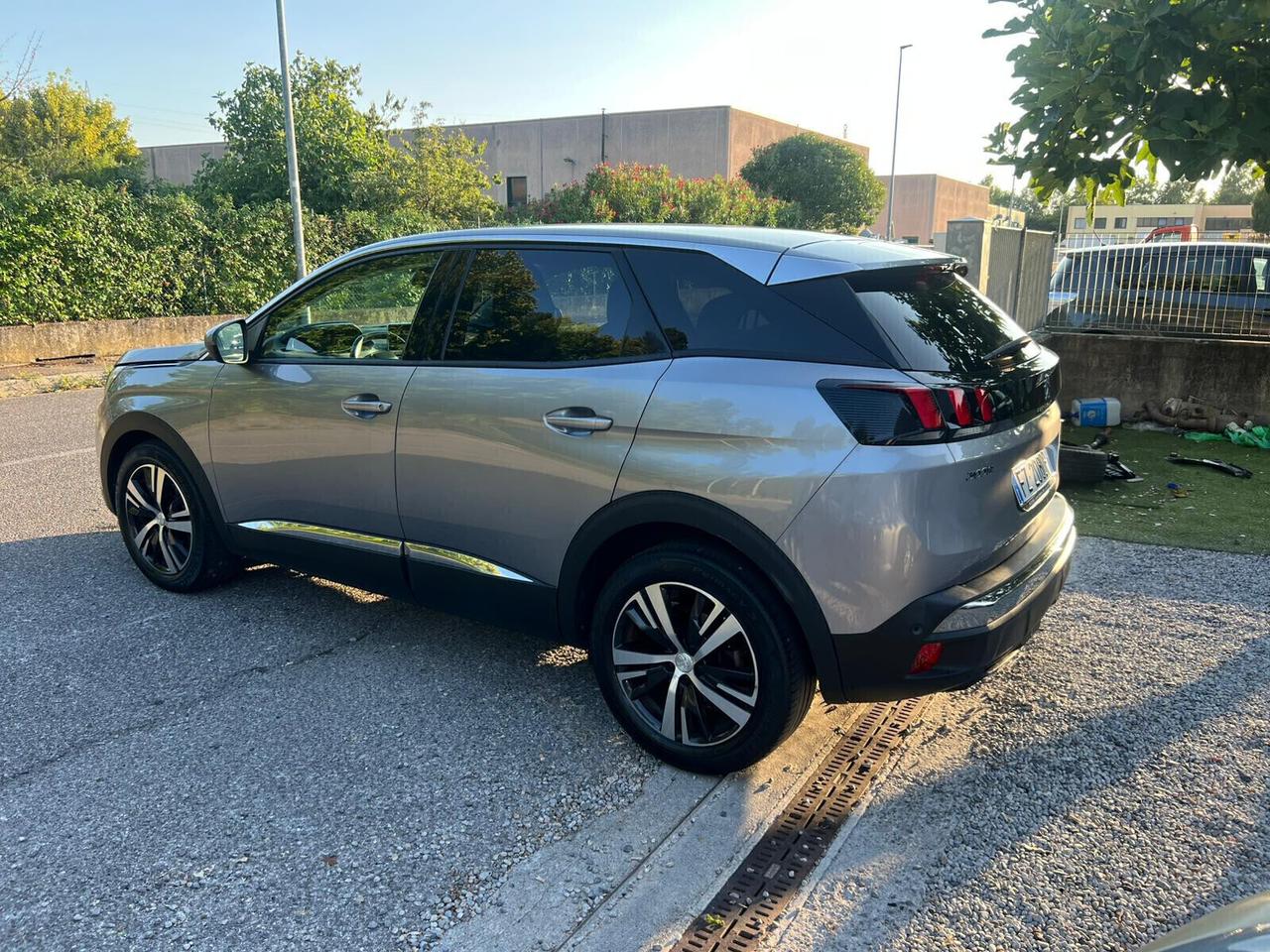 Peugeot 3008 BlueHDi 130 S&S EAT8 Allure