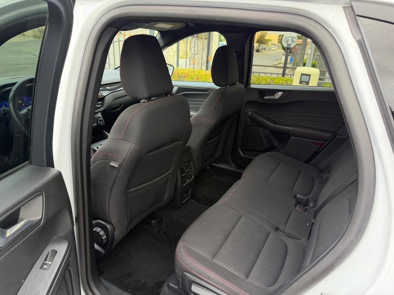 Ford Kuga 1.5 EcoBlue 120 CV aut. 2WD ST-Line
