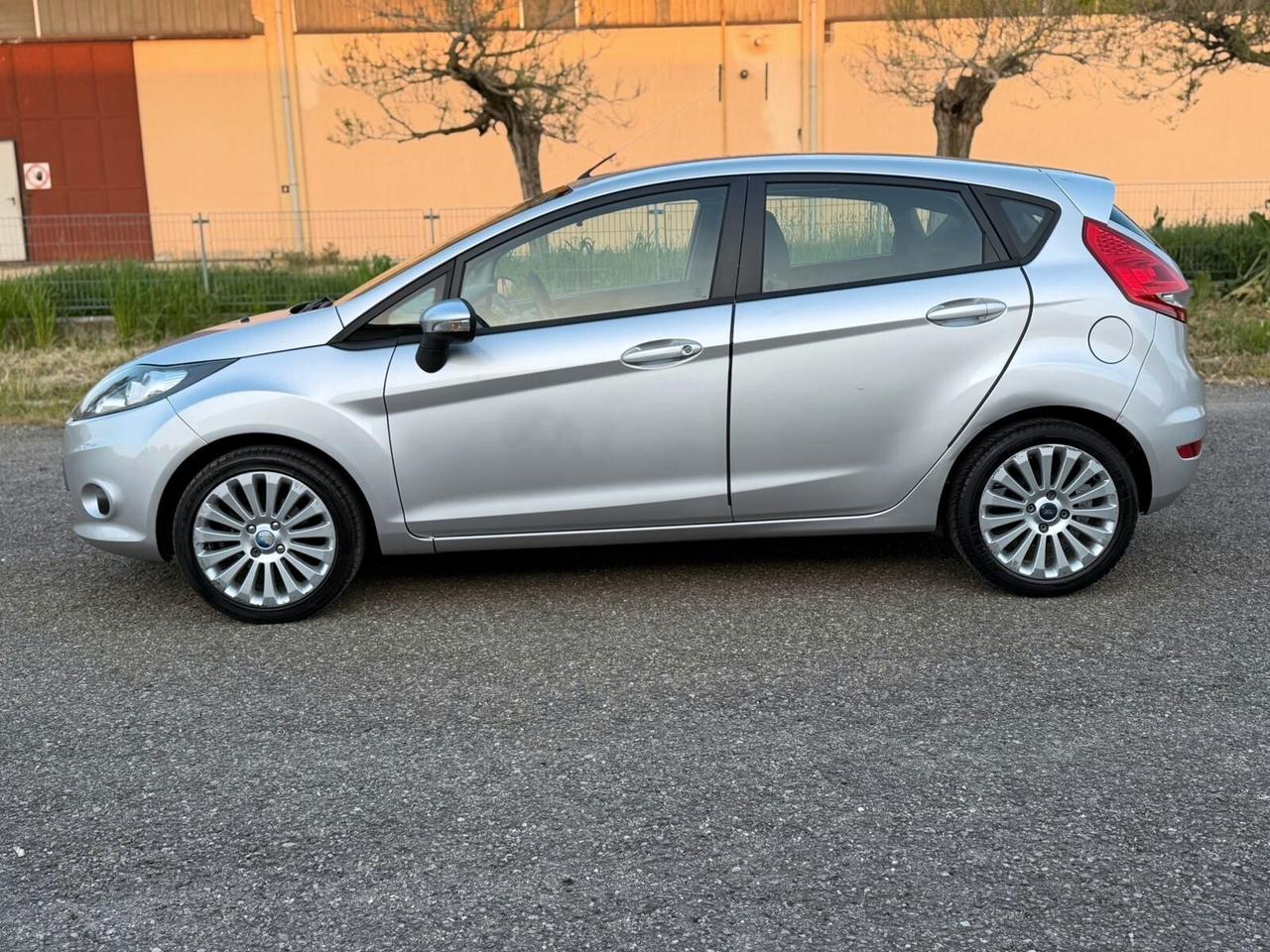 Ford Fiesta 1.2 82 CV 5 porte Titanium