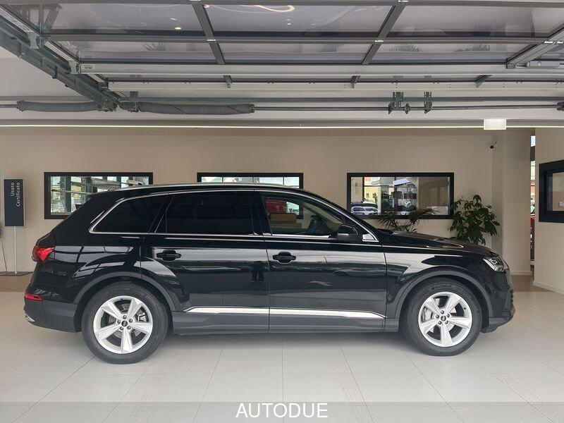 Audi Q7 II 2019 50 3.0 tdi mhev Business quattro tiptronic