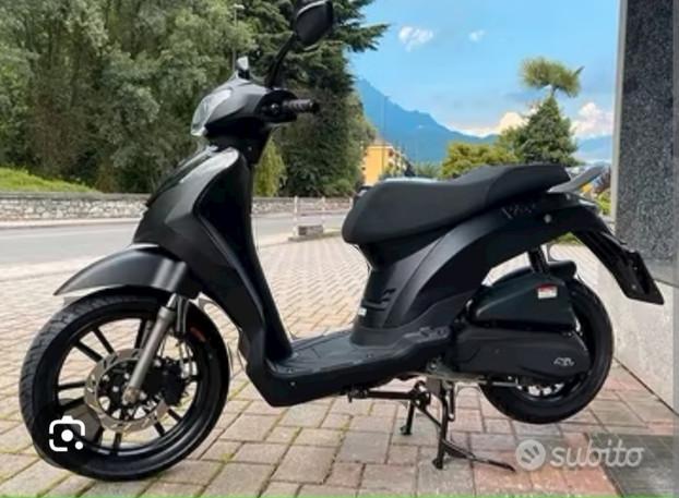 Kl b-tre 125 prezzo bomba euro 5+ nuovo!!!!!