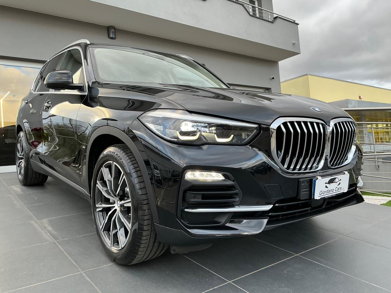 Bmw X5 xDrive30d xLine in garanzia