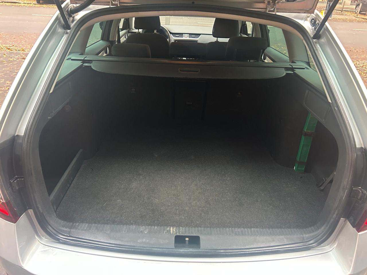 Skoda Octavia 1.5 DSG Wagon Ambition G-Tec