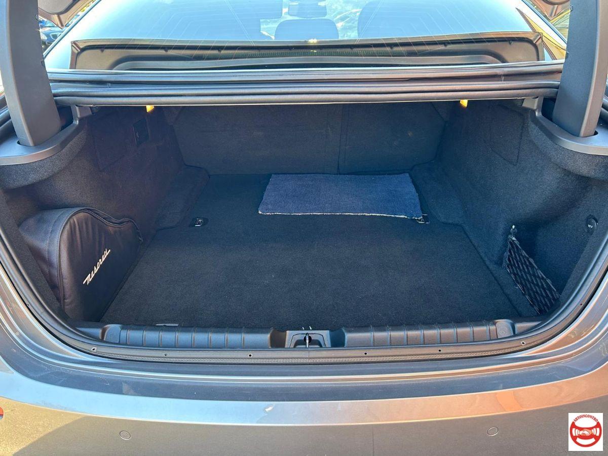 MASERATI - Ghibli - V6 Diesel 275 CV