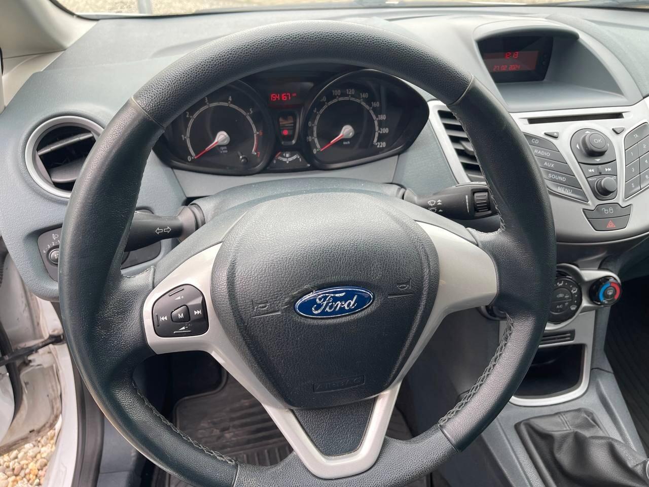 Ford Fiesta 1.2 82 CV 5 porte Titanium