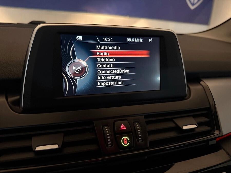 Bmw 218 D Active Tourer Advantage