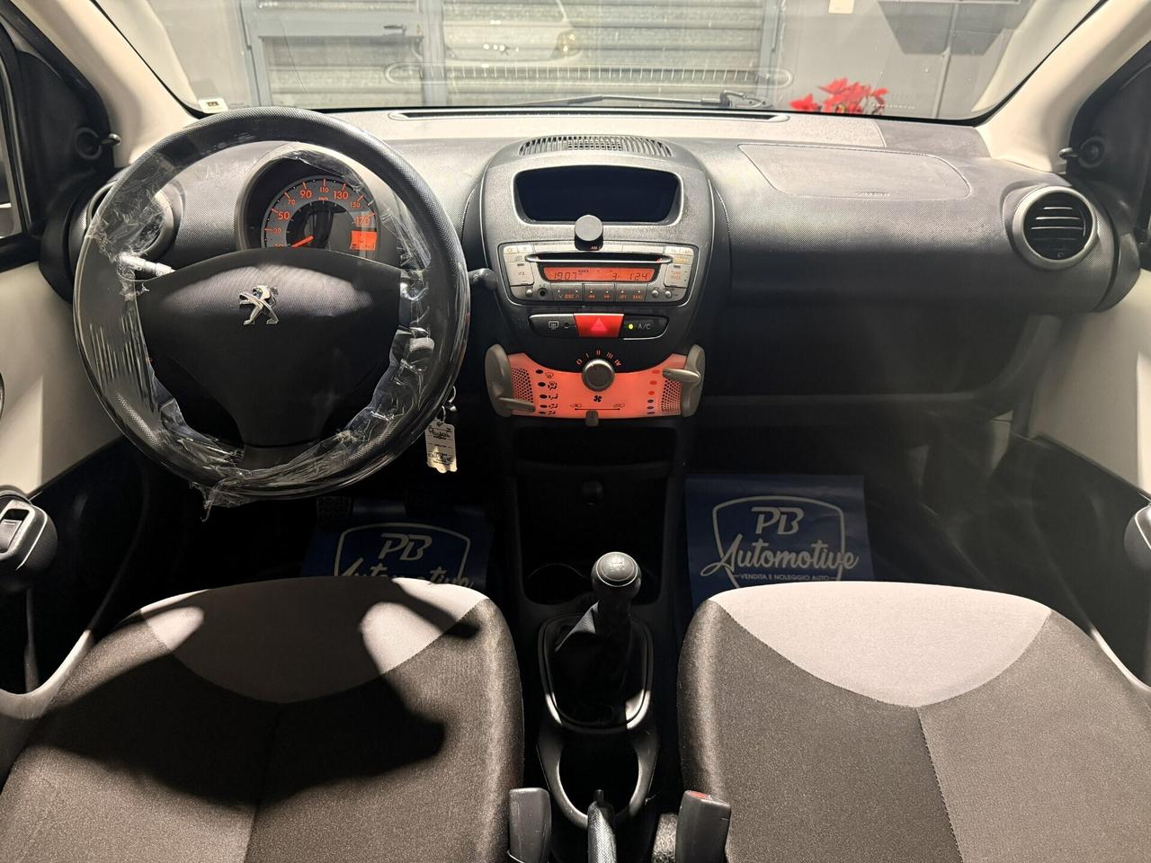 Peugeot 107 1.0 URBAN MOVE 5 PORTE UNICO P.