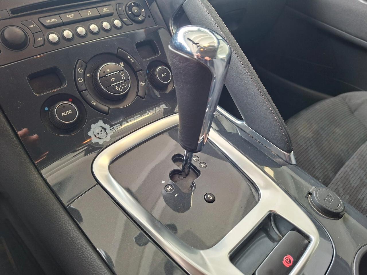 Peugeot 3008 1.6 e-HDi 112CV cambio robotizzato Stop&Start Active