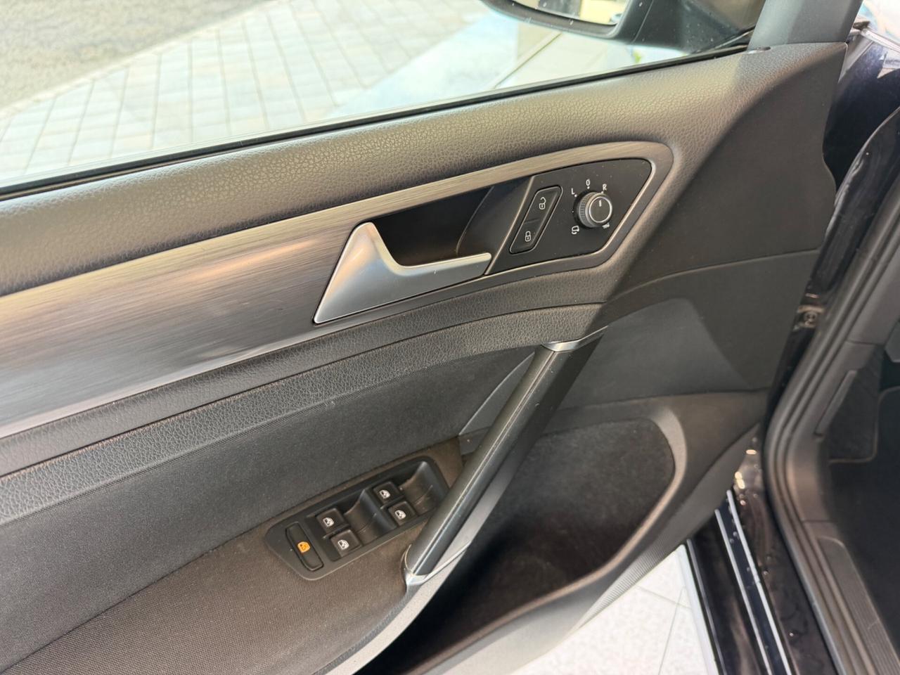 Volkswagen Golf 1.4 Metano Neopatentati