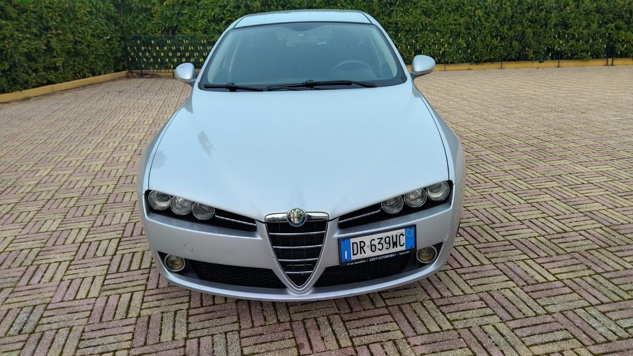 Alfa Romeo 159 1.9 JTDm Sportwagon