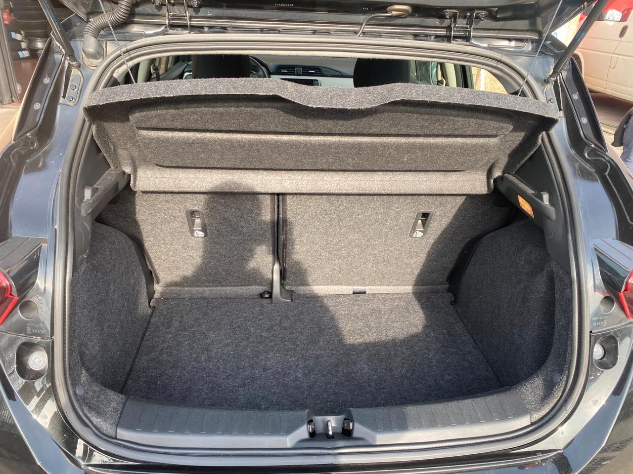 Nissan Micra 1.0 IG 12V 5 porte Visia