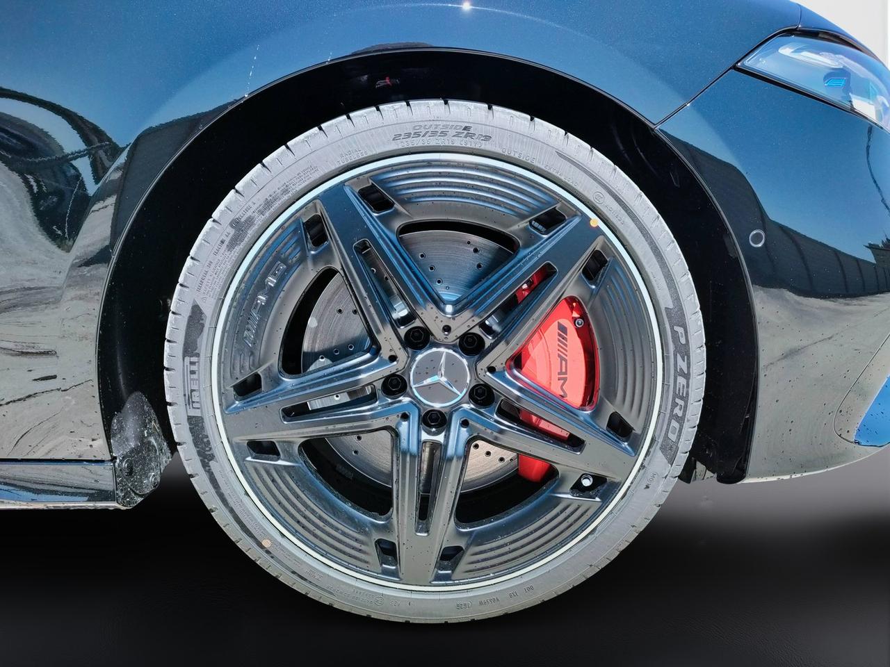 Mercedes-Benz Mercedes-AMG A 35 4MATIC