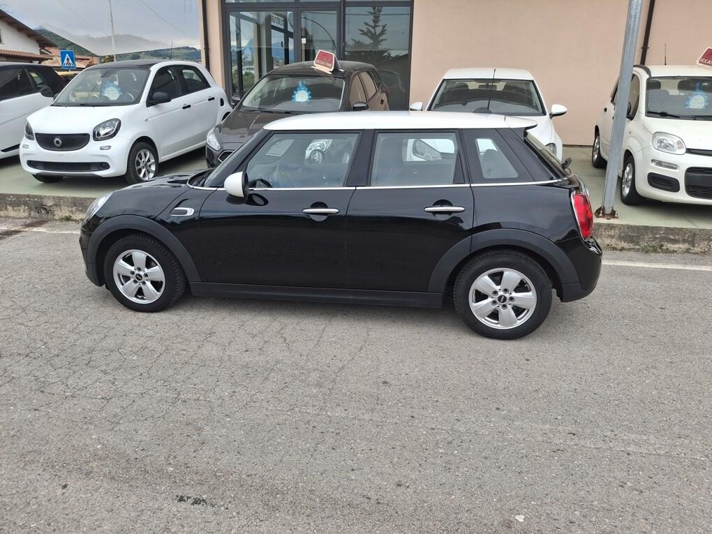 Mini Cooper D 5 porte