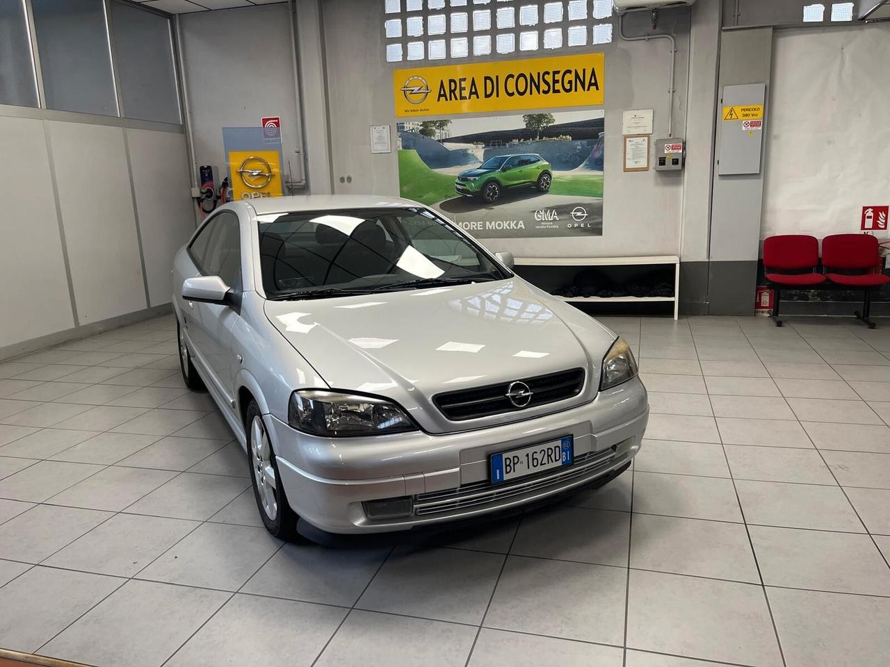 Opel Astra Coupé 1.8i 16V cat