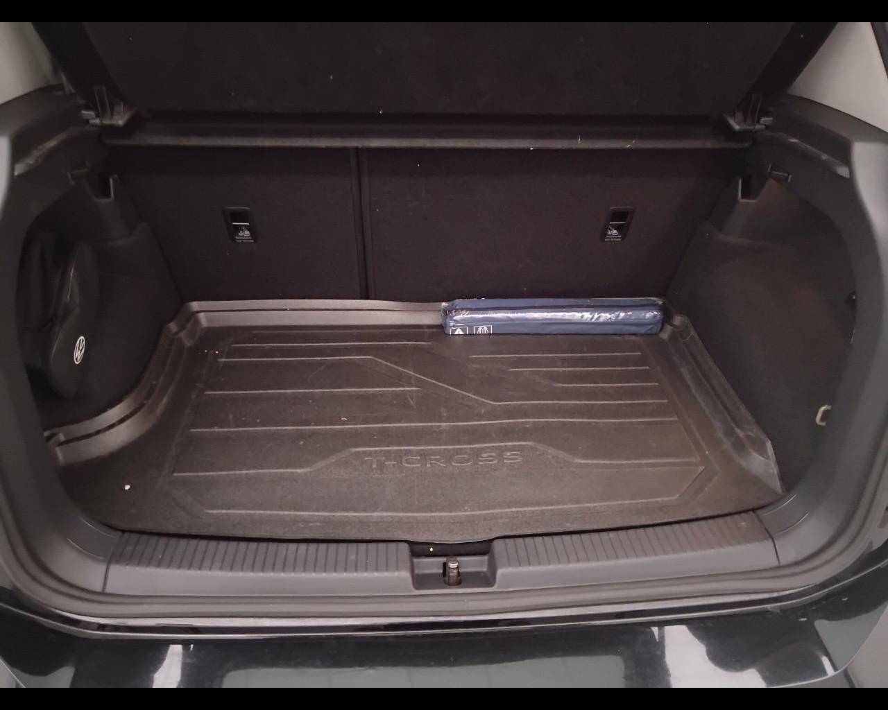 VOLKSWAGEN T-Cross 2019 - T-Cross 1.0 tsi Advanced 110cv