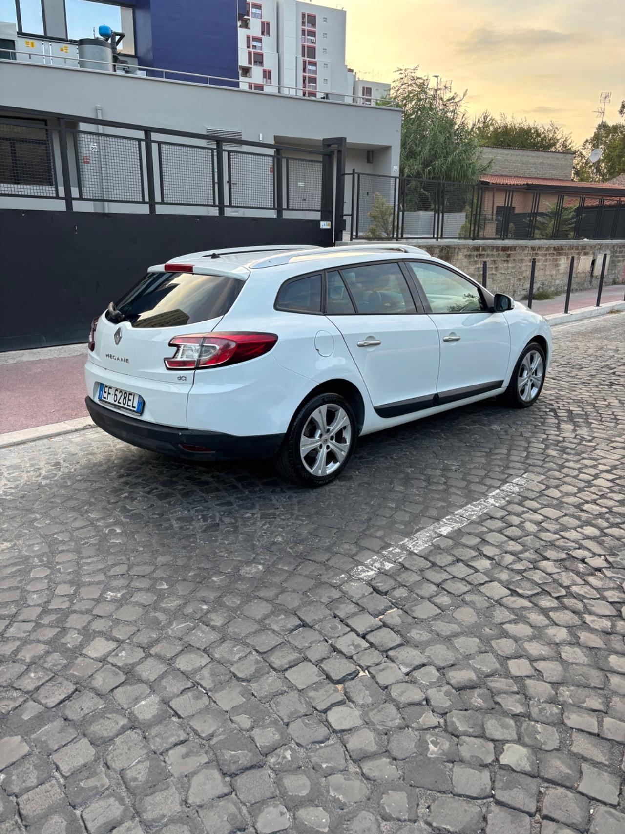 Renault Megane Mégane 1.5 dCi 110CV SporTour Confort