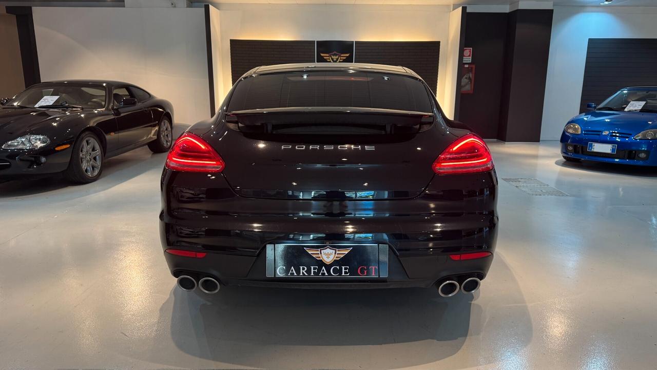 Porsche Panamera 3.0 300CV PLATINUM EDITION - 2015