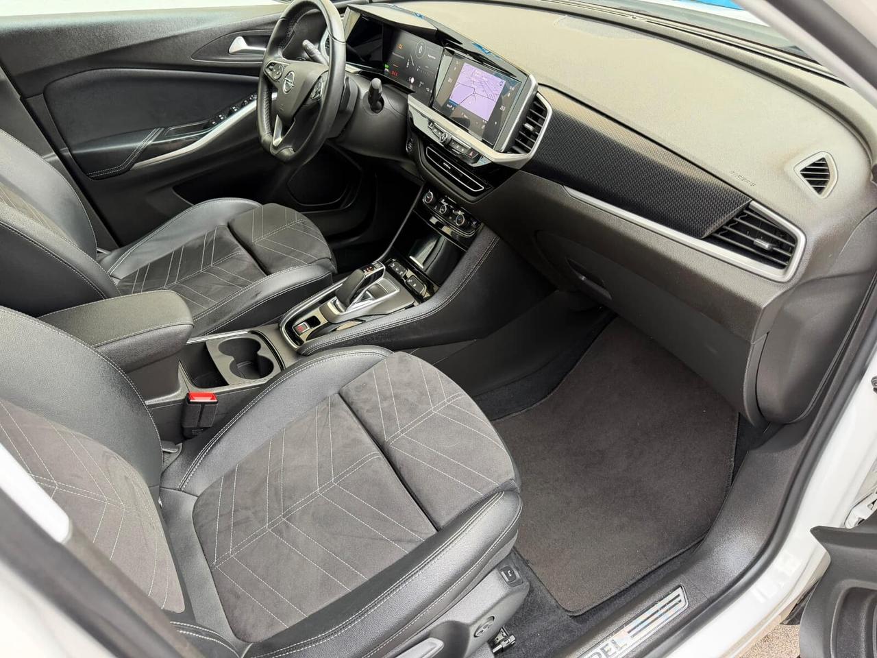 Opel Grandland 1.6 PHEV aut. AWD GS Line