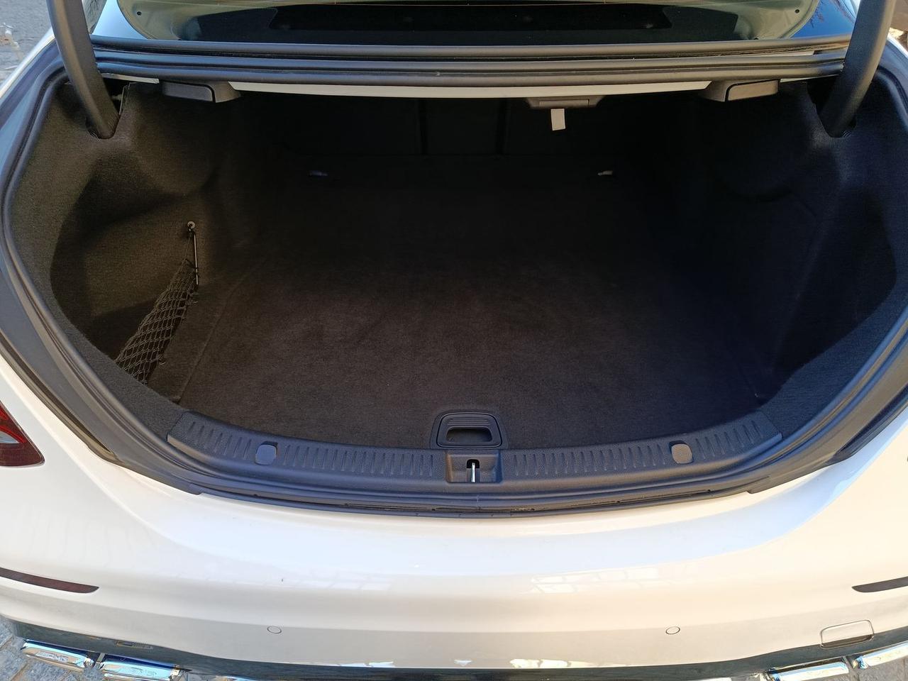 Mercedes-Benz E 220 Premium Plus E 220 D #8033