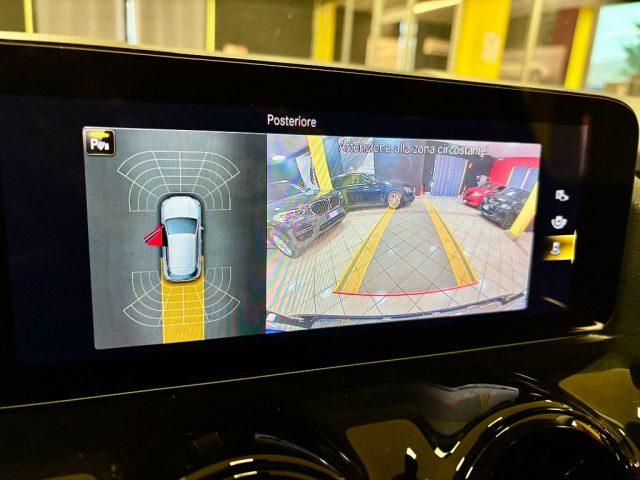 MERCEDES-BENZ GLA 200 d Automatic Sport UNIPRO - NIGHT BLACK EDITION