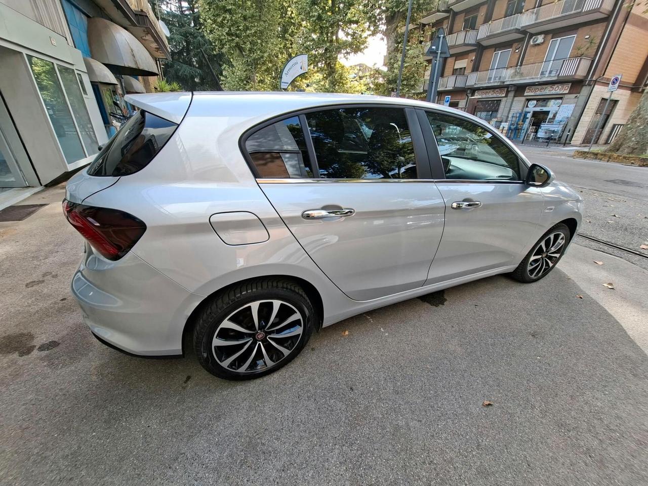 Fiat Tipo 1.6 Mjt S&S 5 porte Lounge
