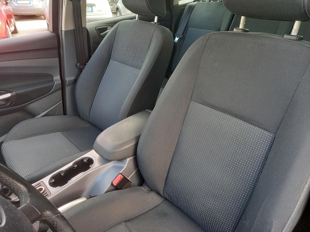Ford C-Max 1.6 TDCi 115CV Titanium