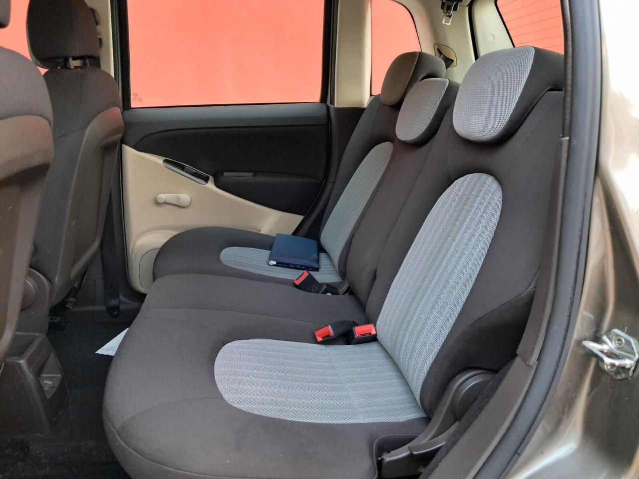 Lancia MUSA 1.4 16V Platino Plus neopatentati