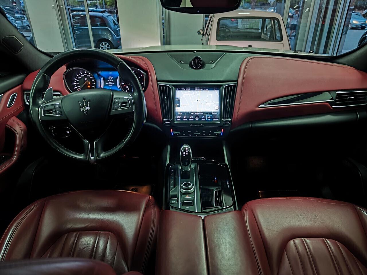 Maserati Levante V6 Diesel 275 CV AWD Gransport CERTIFICATA