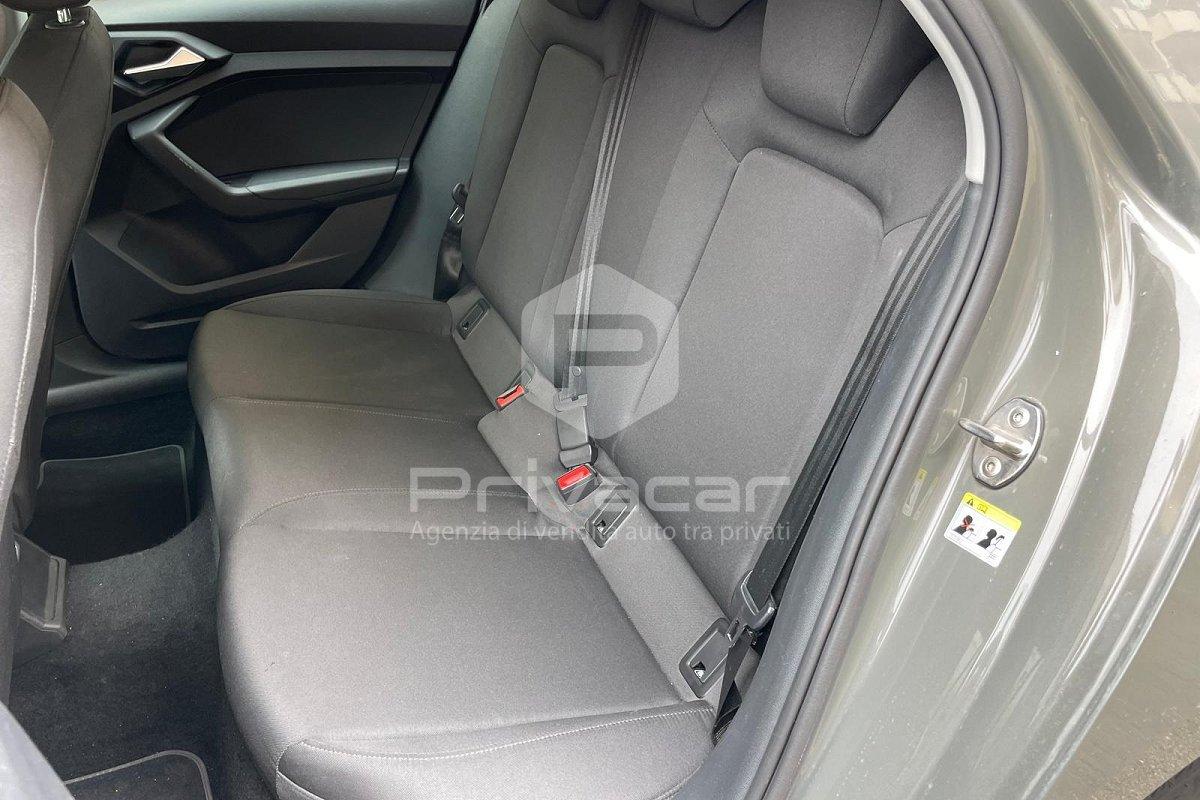 AUDI A1 SPB 25 TFSI Identity Black