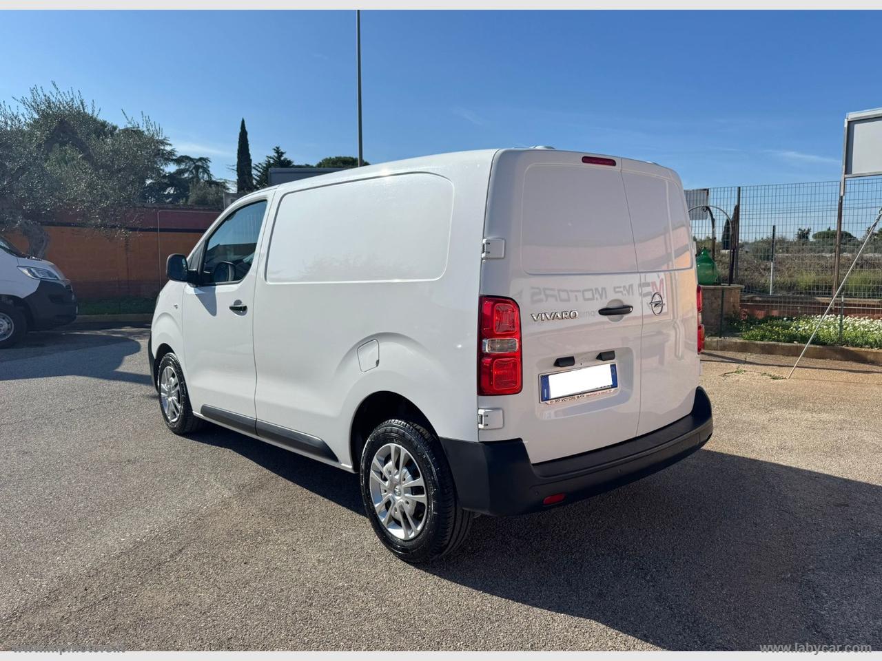 VIVARO 2.0 D 120CV PC-TN